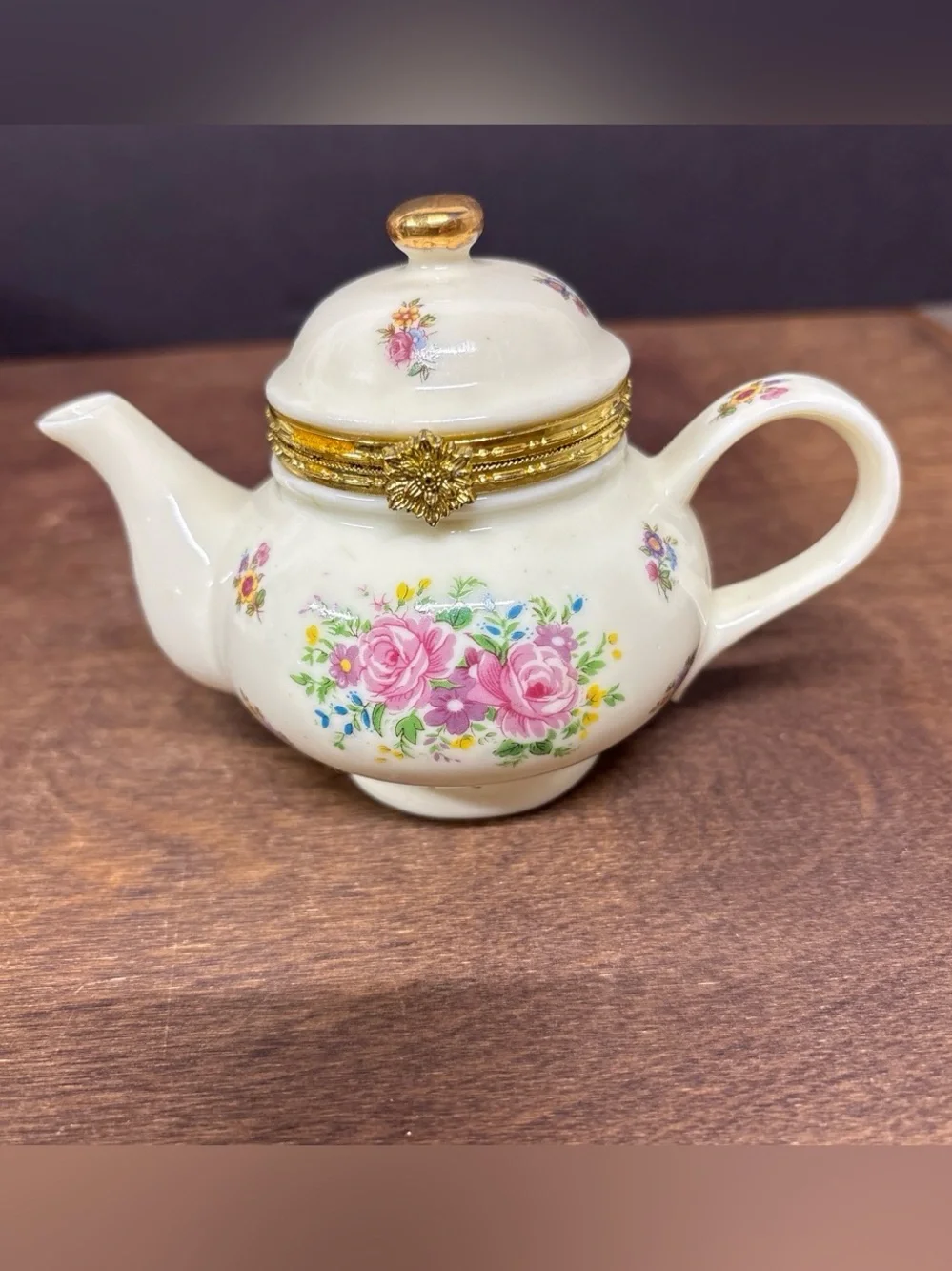 Top Treasure Collections Cream Floral Ceramic Teapot Trinket Box with Gold Trim